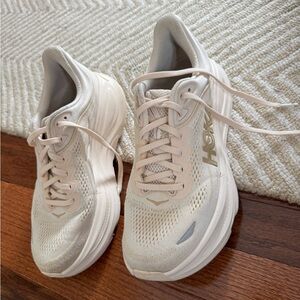 Hoka Bondi 9 size 8.5 women’s